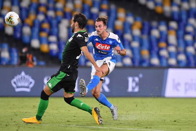 威尔斯50分辽宁大胜新疆 首钢1分险胜同曦