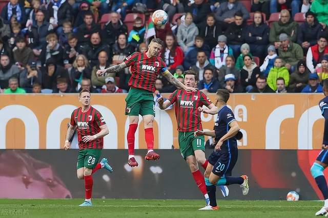 西甲-莱万哑火贝克尔制胜 巴萨0-1皇家社会