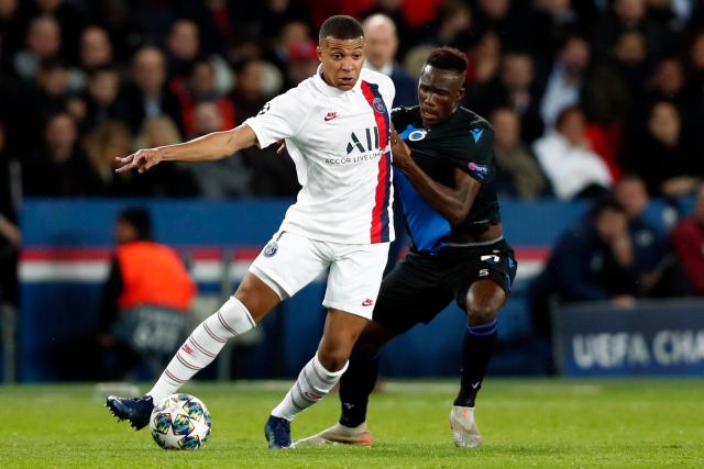 马菲奥向镜头做5比2手势 嘲讽皇马5比2不敌巴萨